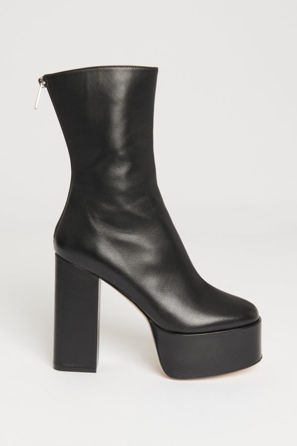 Black Leather Preowned Lexy Ankle Boots Online Hot Sale