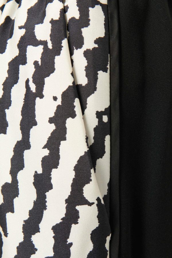 Black and White Abstract Tapered Trousers Fashion